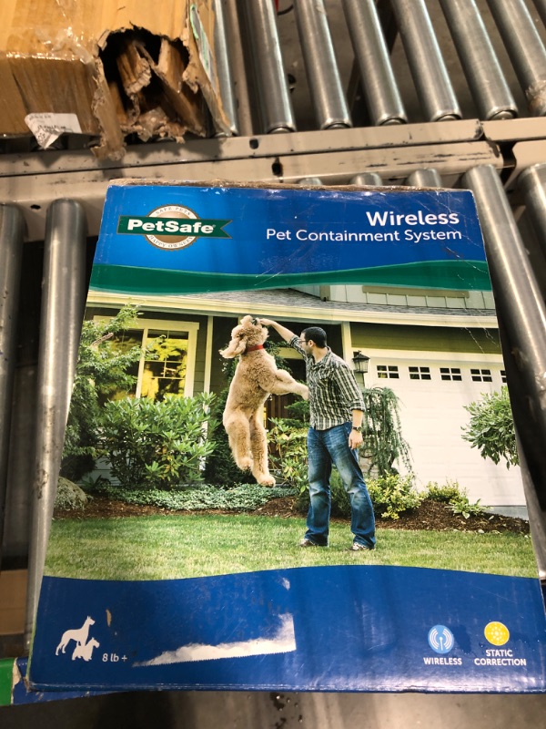 Photo 2 of *****SELLING FOR PARTS ONLY******Collar battery seems dead.***** Wireless Pet Fence Pet Containment System, Covers up to 1/2 Acre, for Dogs Over 8 lb, Waterproof Receiver with Tone/Static Correction - from The Parent Company of Invisible Fence Brand Wirel