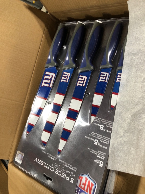 Photo 2 of 6 pack of The Sports Vault NFL New York Giants Kitchen Knives