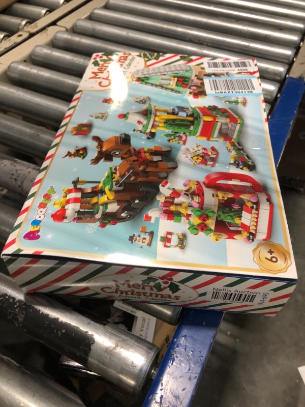 Photo 1 of AEROQUEST Advent Calendar 2023 - Toy Building Sets for Christmas Holiday Countdown Building Block Sets for kids Toy Gift Idea to Adventure with Daily Collectible Surprises(Christmas Sleigh) multicolored
