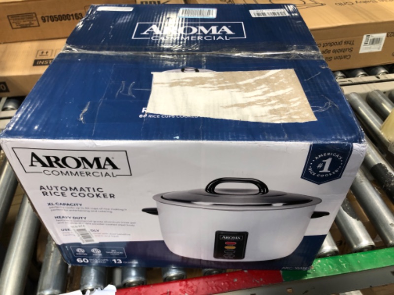 Photo 2 of Aroma Housewares 60-Cup (Cooked) (30-Cup UNCOOKED) Commercial Rice Cooker (ARC-1033E) 30-Cup Rice Cooker