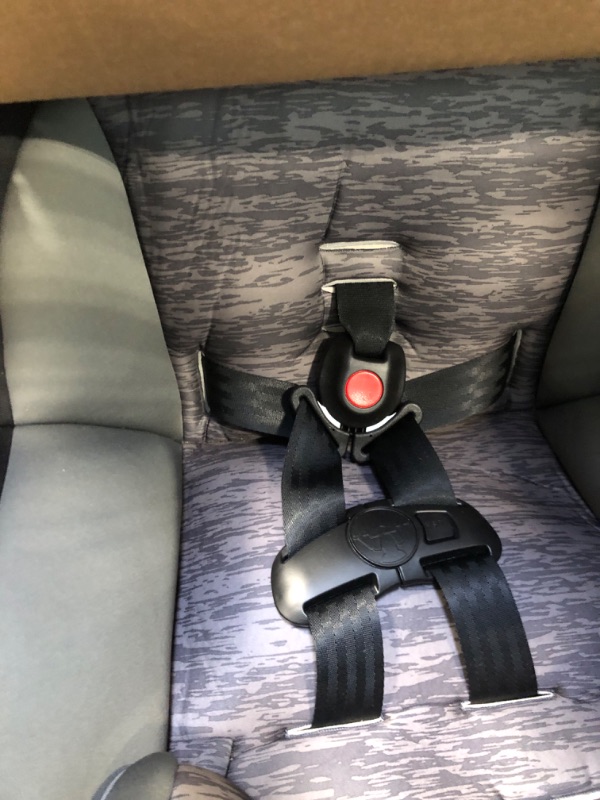 Photo 4 of Cosco Mighty Fit 65 DX Convertible Car Seat (Heather Onyx Gray)