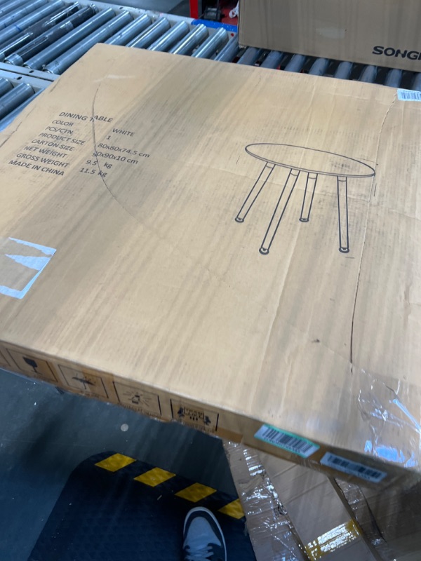 Photo 1 of Round Dining Table White Kitchen Table 31.5" Modern Round Dining Room Table with Wood Legs for 2-4 Person Small SpacesLPNPMAF9511383