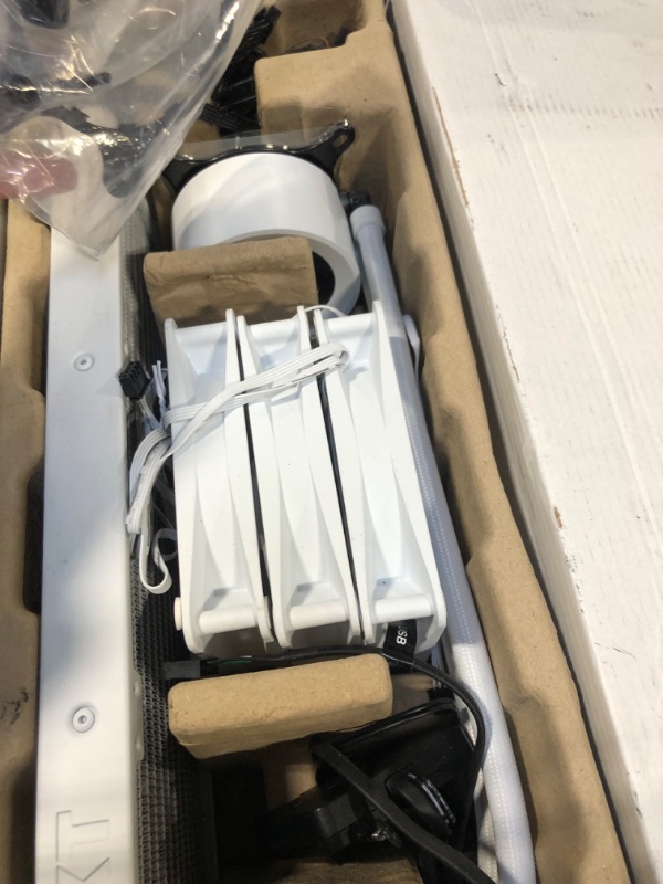 Photo 1 of NZXT Kraken Elite 360 RGB AIO CPU Liquid Cooler – 360mm Radiator – Personalizable Wide-Angle LCD Screen – RGB Lighting – High-Performance Pump – 3 x 120mm RGB Fans – Low Noise – White Kraken Elite RGB 360mm Radiator White