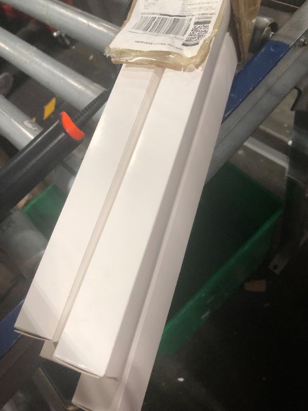 Photo 1 of 2FT LED Tube Light, T8 T10 Type B LED Light Bulb, 1120LM High Bright, 24 Inch F20T12 Fluorescent Replacement, Ballast Bypass, 8W(20W Equiv), 5000K Daylight, Double Ended Power, Clear Cover (4 Pack)