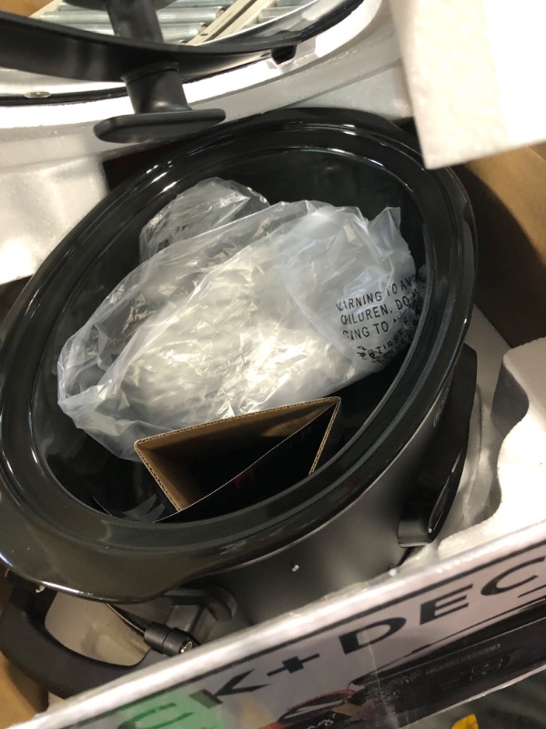 Photo 4 of BLACK+DECKER 7-Quart Digital Slow Cooker with Chalkboard Surface, Slate, SCD4007