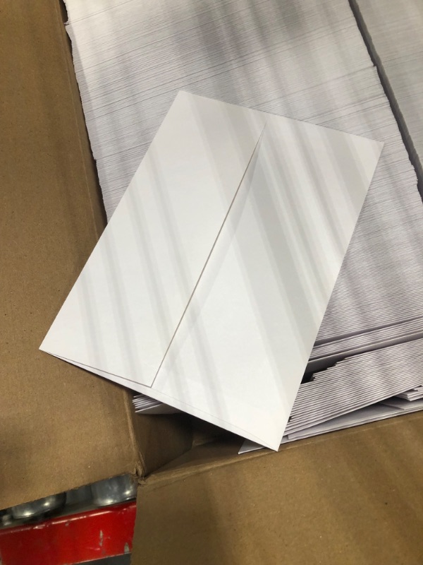 Photo 1 of Bulk 1000 Piece Pack - A7 Envelopes in White - 5 1/4 x 7 1/4 - Economy 24lb Bond Smooth Vellum Finish - For Bulk Mailings, 5x7 Invitations, Postcards, Greeting Cards 1000 Pack