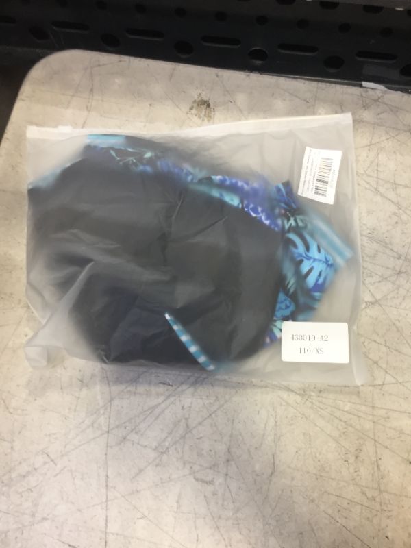 Photo 1 of BesserBay Girls UPF 50+ Raglan Sleeve Rash Guard Top Color Block Swim Shirt 4-12 Years 6 Years Black & Blue | Floral