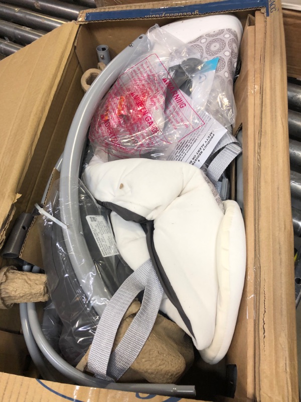 Photo 1 of Graco Simple Sway Abbington Baby Swing