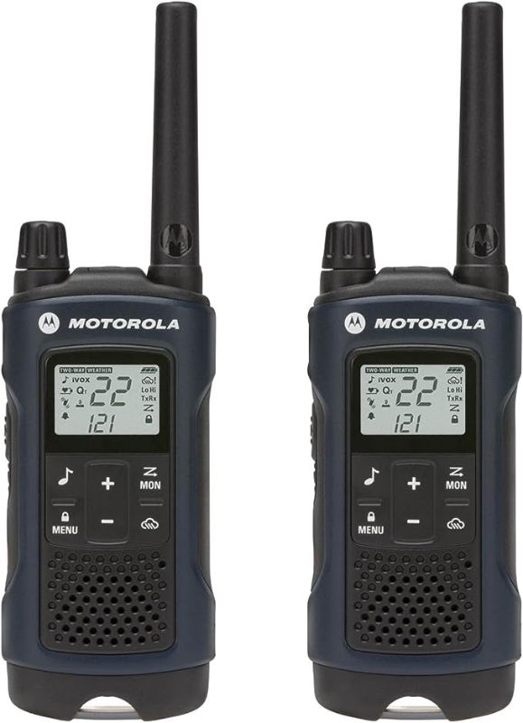 Photo 1 of MOTOROLA SOLUTIONS Talkabout T460 Rechargeable Two-Way Radio Pair (Dark Blue)