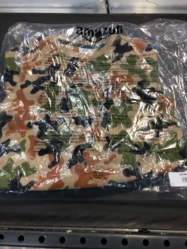 Photo 2 of Amazon Essentials Boys and Toddlers' Fleece Crew-Neck Sweatshirts, Multipacks 2 Beige Camo/Dark Green X-Small 4/5