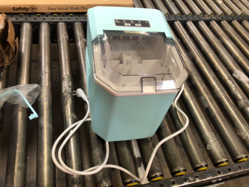 Photo 1 of portable ice maker 
