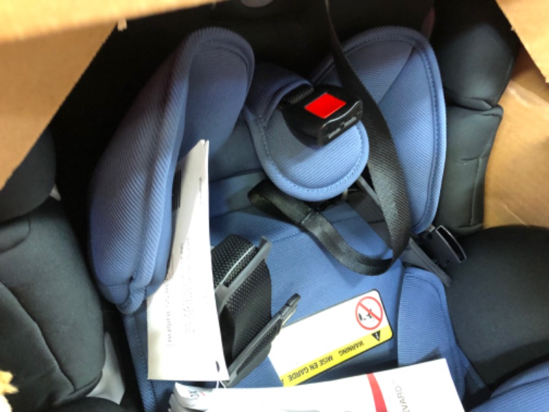 Photo 3 of Britax Boulevard Clicktight Convertible Car Seat, Blue Contour SafeWash Boulevard Blue Contour