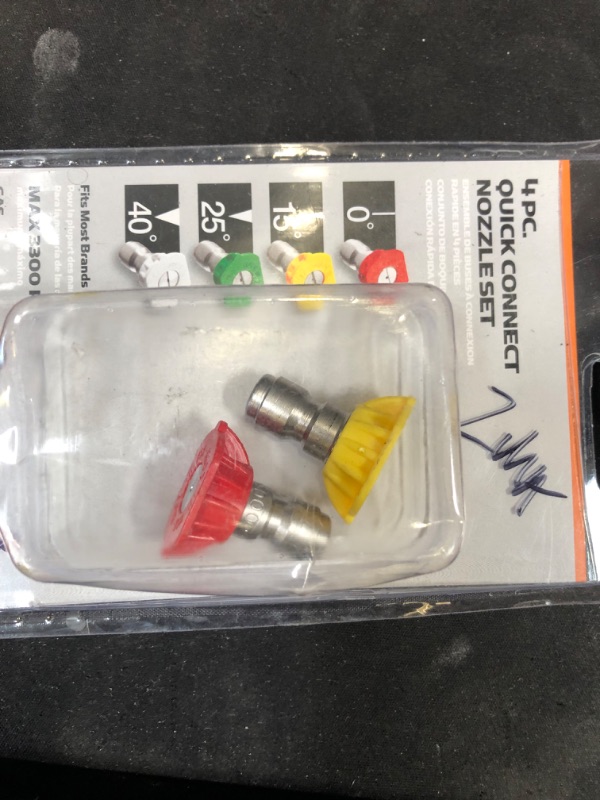 Photo 2 of 3300-PSI Pressure Washer Nozzle Kit