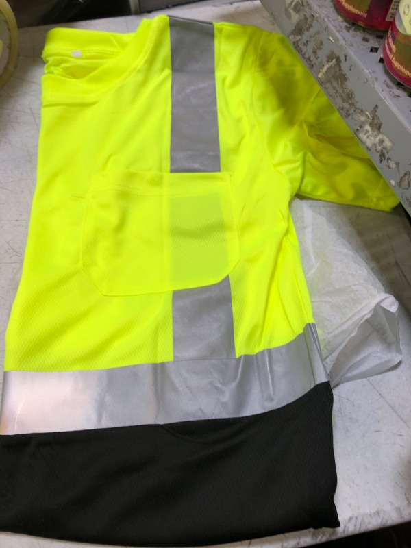Photo 2 of  High Visibility Class 3 Shirts Quick Dry Safety T Shirts with Reflective Strips and Pocket Short Sleeve Mesh Hi Vis Construction Work Shirt for Men/Women Black Bottom Lime,Medium