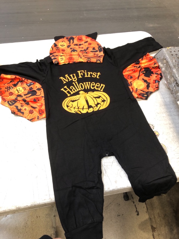Photo 1 of INFANT JUMPER 2PCS
POSSIBLY SIZE 2T
