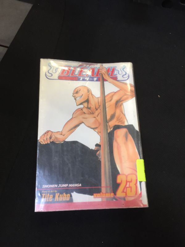 Photo 2 of Bleach, Vol. 23 Paperback – June 3, 2008
