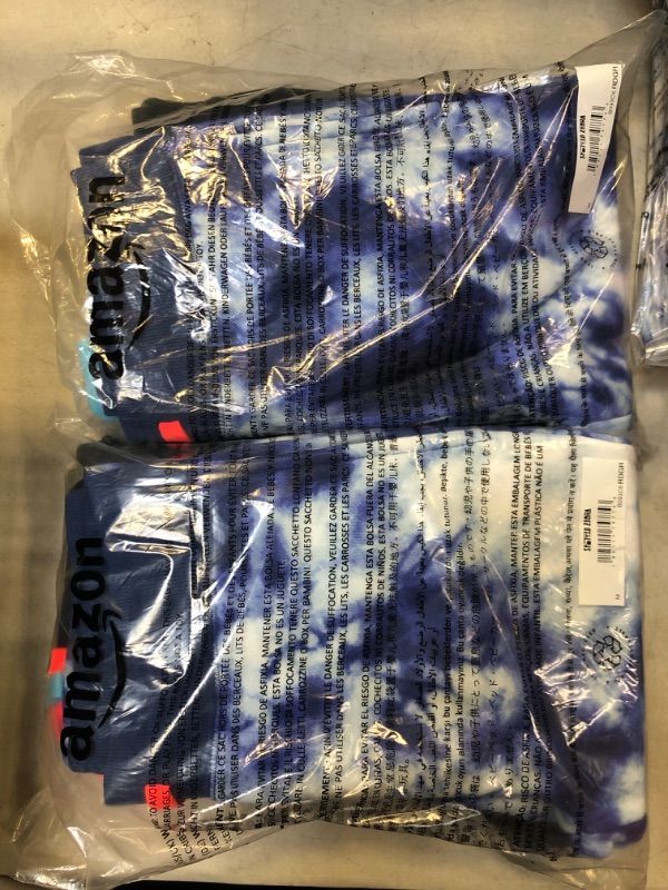 Photo 2 of 2 PACK Amazon Essentials Boys and Toddlers' Fleece Jogger Sweatpants SIZE M, 2 CT Black/Tie Dye