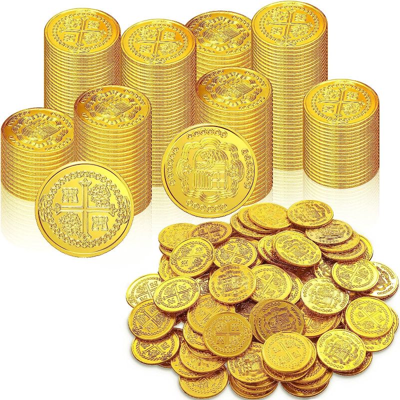 Photo 1 of 300 Pieces Plastic Pirate Gold Coins Toys Set Treasure Hunt Coins Party Favors Fake Gold Coins Toys Pirate Party Decorations Gold Coins Supplies for Pirate Halloween Birthday Adventure Themed Game
