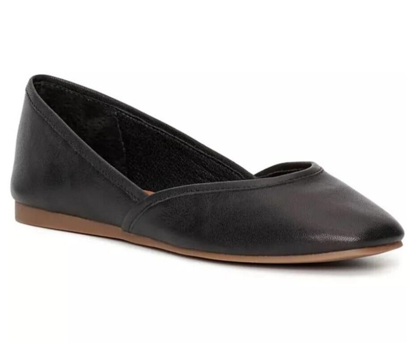 Photo 1 of Ameena Flats WOMENS SIZE 9, BLACK