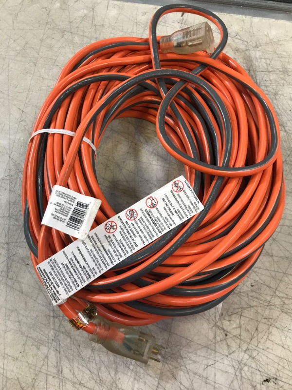 Photo 2 of 100 ft. 14/3 Extension Cord