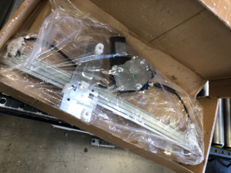 Photo 1 of Front Left Driver Side Power Window Regulator with Motor Assembly for Jeep Grand Cherokee 2001-2004 Front Driver Side