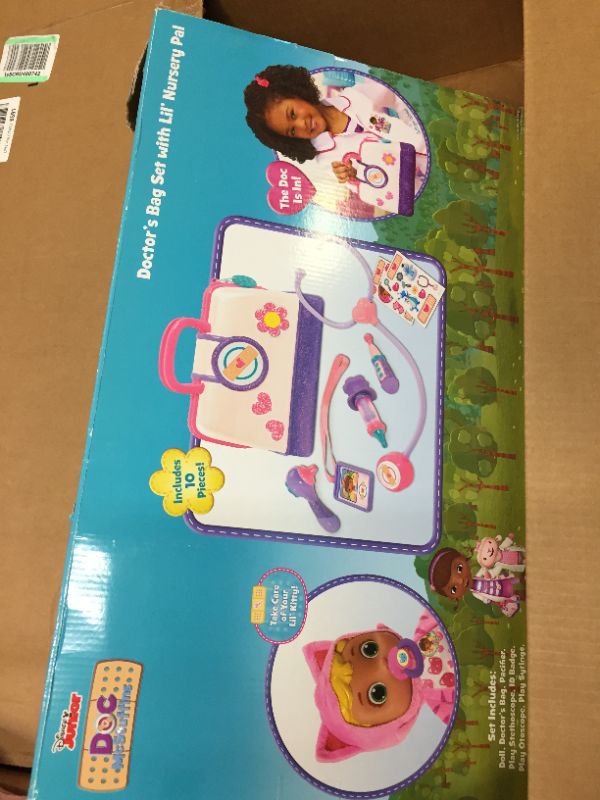 Photo 1 of Disney Junior Doc Mcstuffin Pet Rescue Doctor's Bag Set with Lil' Nursery Pal Playset (Kitty)
