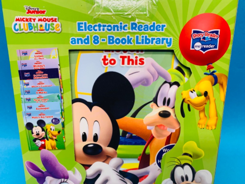 Photo 1 of 985068… Disney Mickey 8 book library and electronic reader 