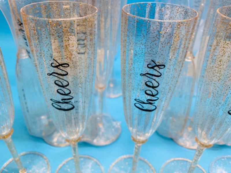 Photo 1 of 985084…case of 48 glittery plastic cheer glasses - gold and silver great for parties, weddings, new years 