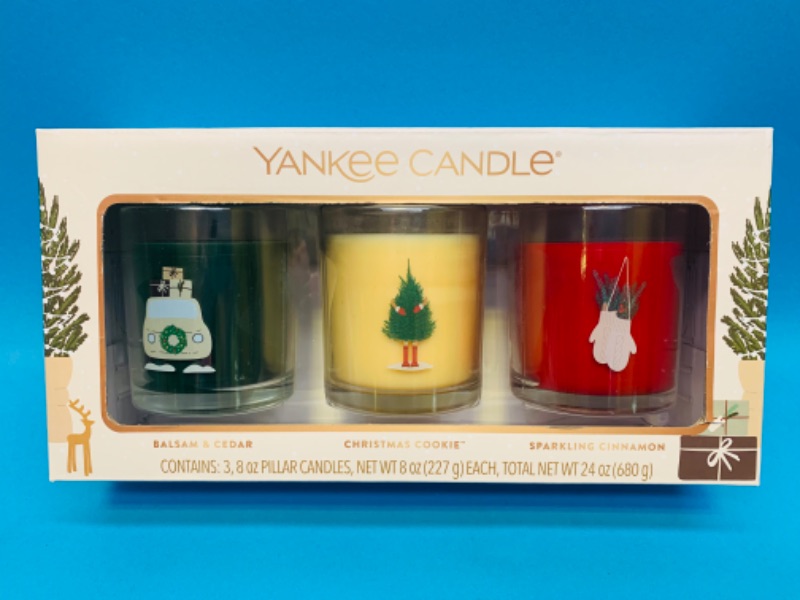 Photo 1 of 985334…3 Yankee candle holiday pillar candles 8 oz each 