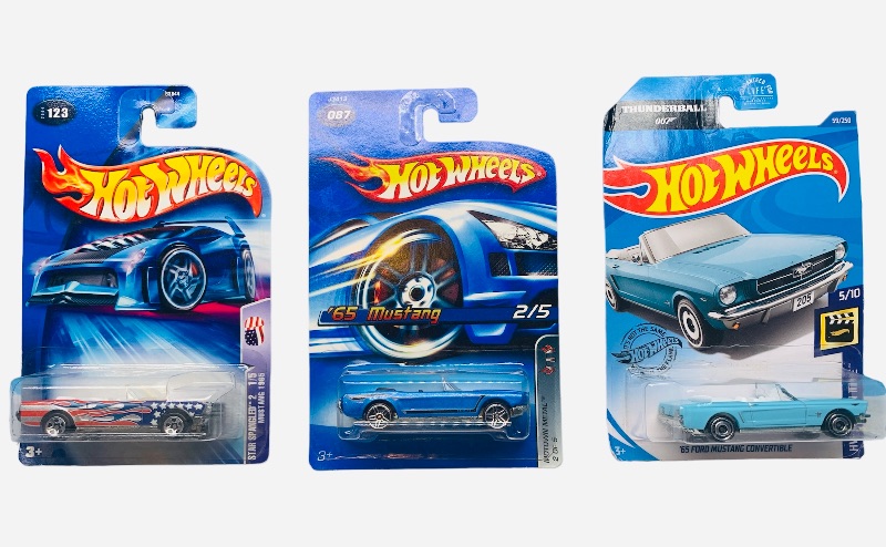 Photo 1 of 985388… 3 hot wheels die cast mustang convertible cars