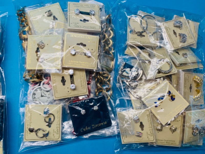 Photo 1 of 985650…4.5 pounds of fashion watches and earrings-watches need batteries replaced -jewelry-pierced earrings 