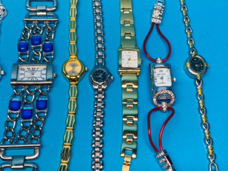 Photo 3 of 985656… 10 ladies fashion watches-need batteries replaced 