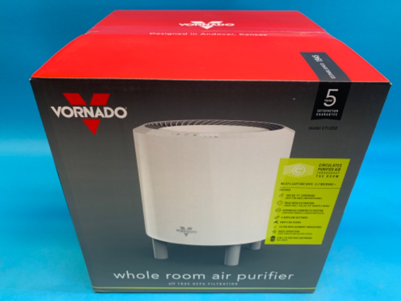 Photo 1 of 985796… Vernado whole room air purifier with hepa filter 