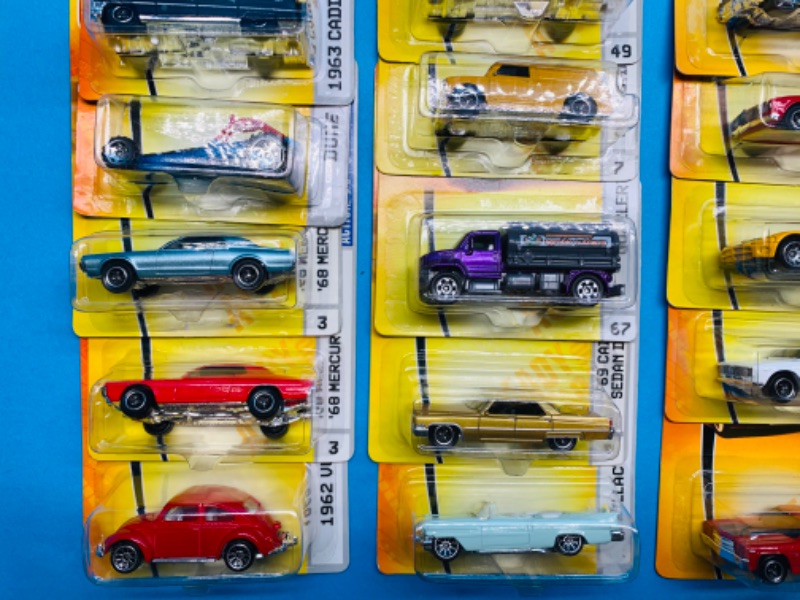 Photo 6 of 985804…48 matchbox die cast cars