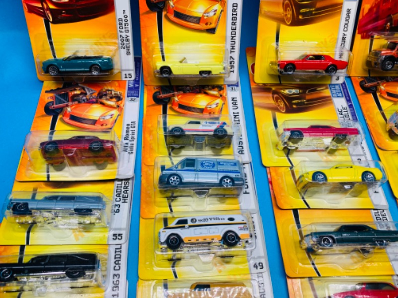 Photo 8 of 985804…48 matchbox die cast cars