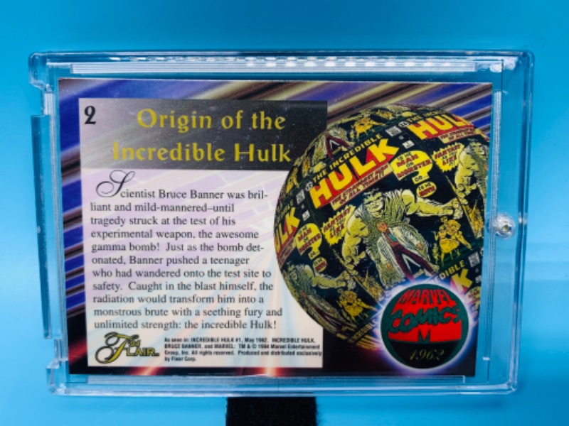 Photo 2 of 985840…Flair origin of the Incredible Hulk card 2 in hard Plastic case 