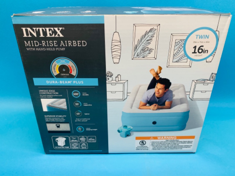 Photo 3 of 985896…twin 16” Intex mid-rise airbed with handheld pump 