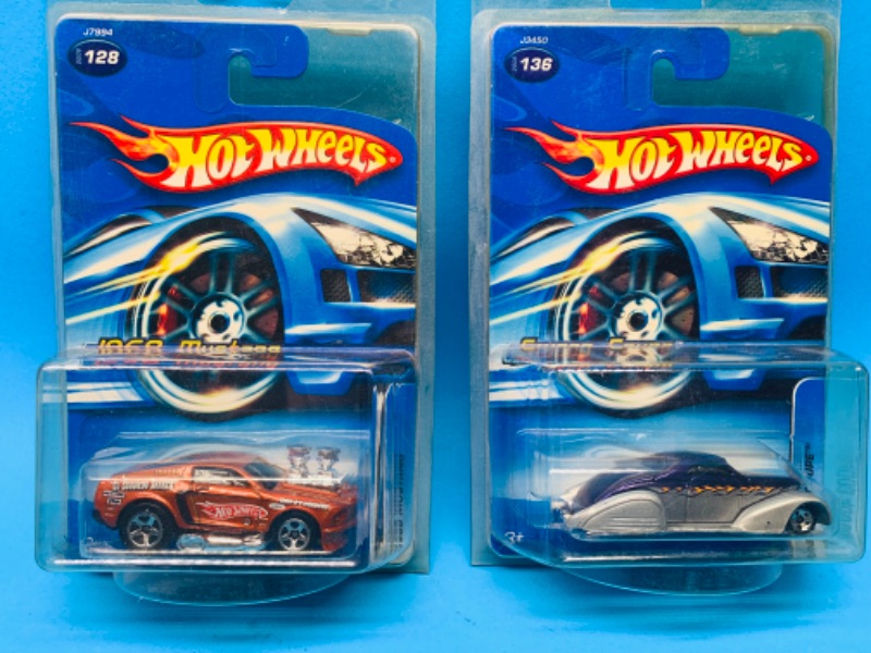 Photo 1 of 985997…2 hot wheels die cast cars in cases