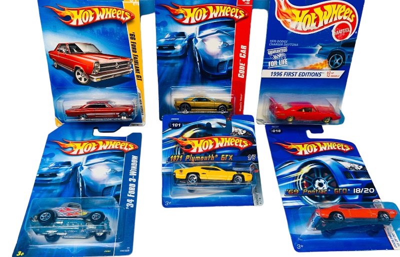 Photo 1 of 986001… 6 hot wheels die cast cars