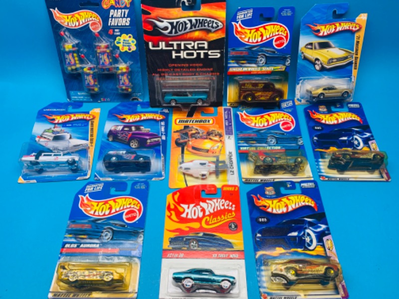 Photo 1 of 986090…die cast cars with some package damage 