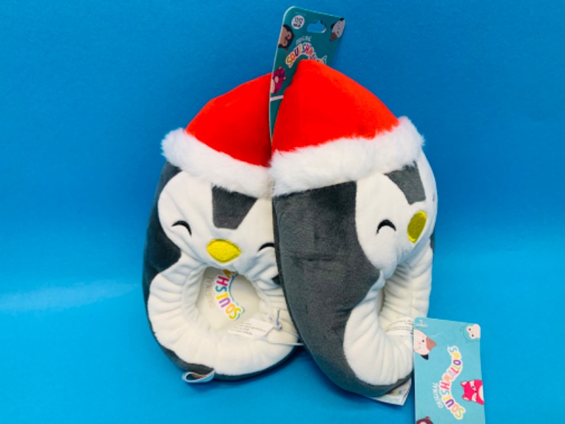 Photo 1 of 986200…squishmellows holiday slippers kids size 11-12