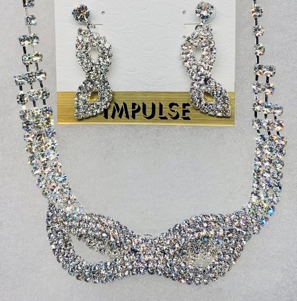 Photo 1 of 986403…impulse fashion necklace and pierced earrings set in gift box