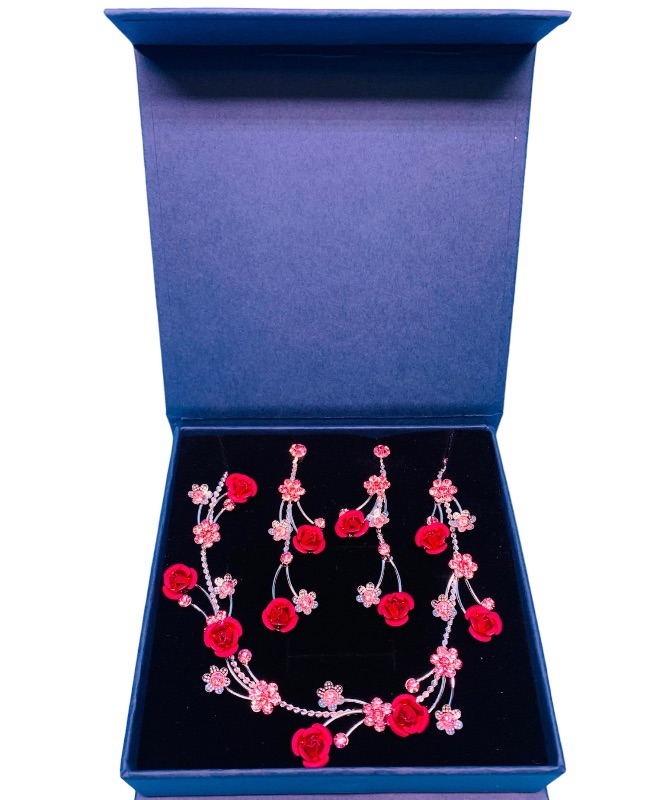 Photo 2 of 986446… Christina collection fashion necklace and pierced earrings set in gift box 