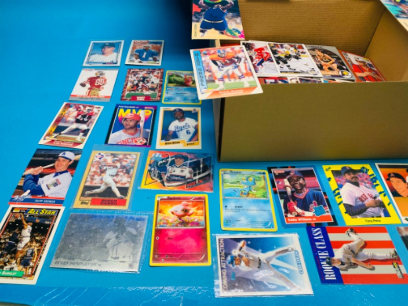 Photo 4 of 986449…800+ sports trading cards in box