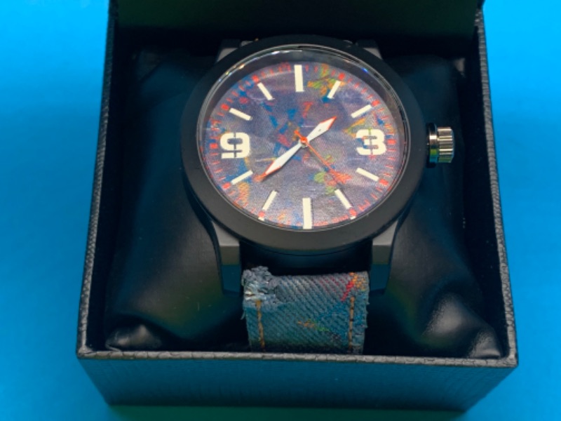 Photo 2 of 986460…men’s watch in box - will need battery replaced 