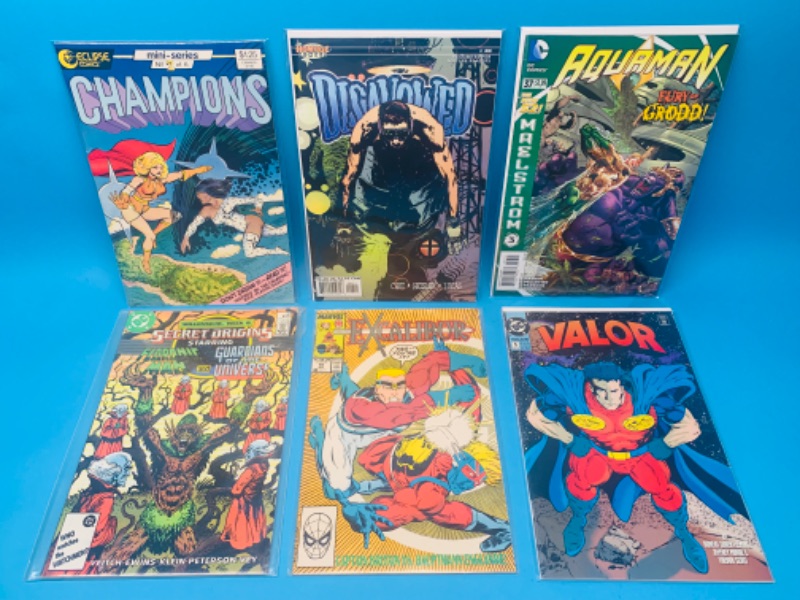 Photo 1 of 986495…6  comics in plastic sleeves 