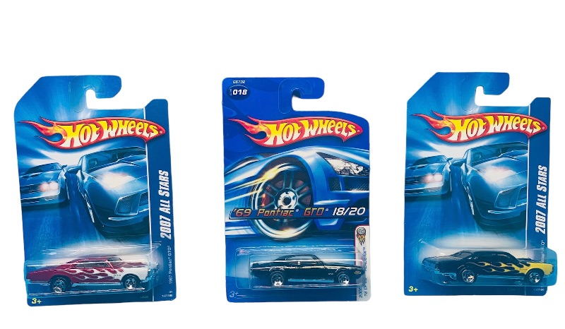 Photo 1 of 986520… 3 hot wheels die cast Pontiac GTO cars