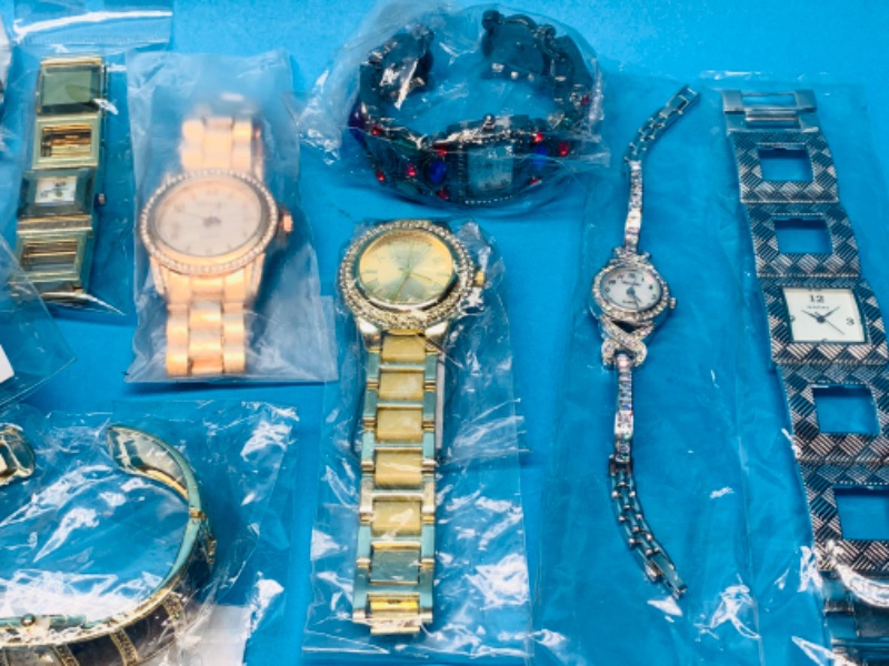 Photo 4 of 986751… 10 ladies fashion watches-will need batteries replaced -in gift box