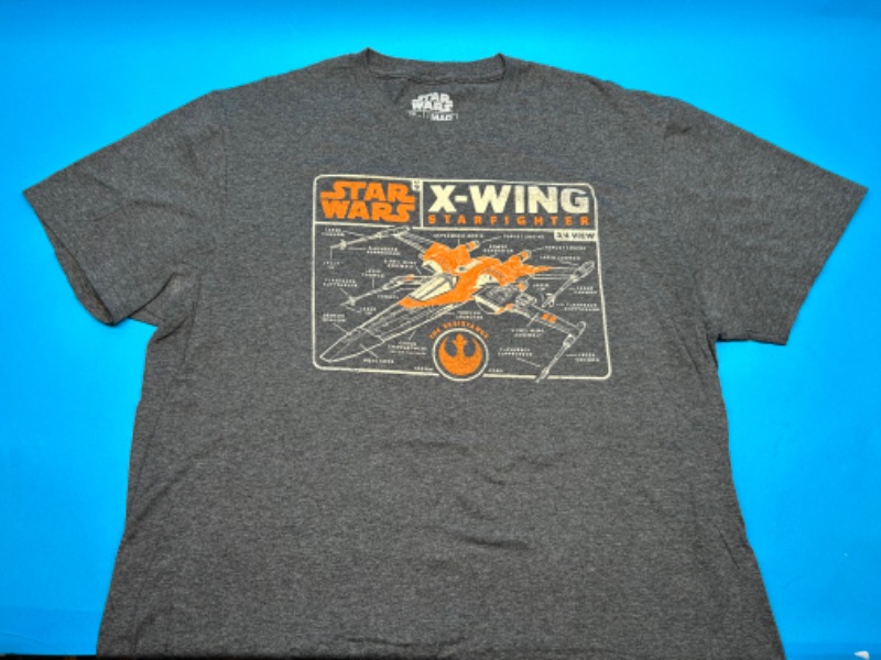 Photo 2 of 986893…large used Star Wars t-shirt 