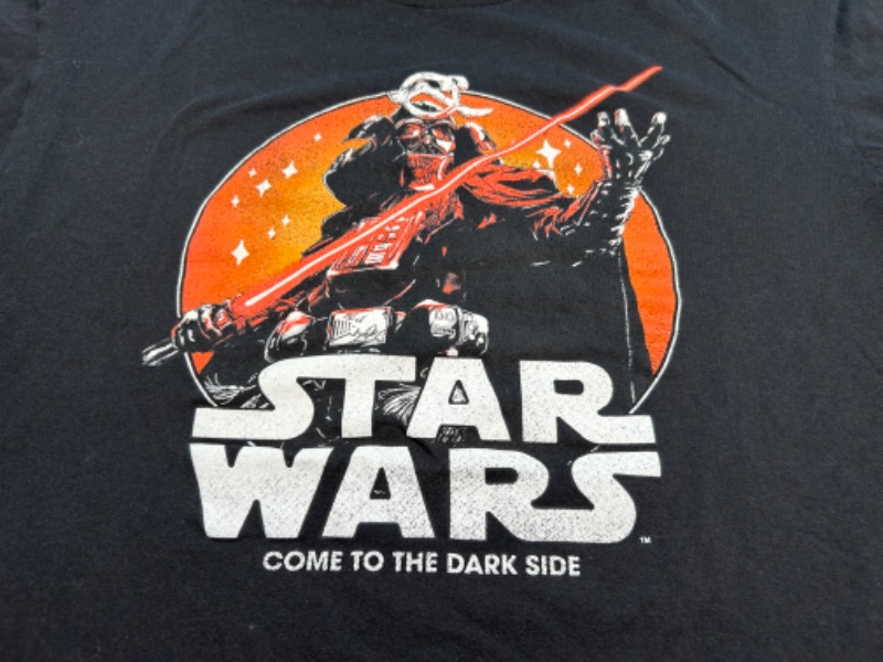 Photo 2 of 986895…size 2XL used Star Wars t-shirt 